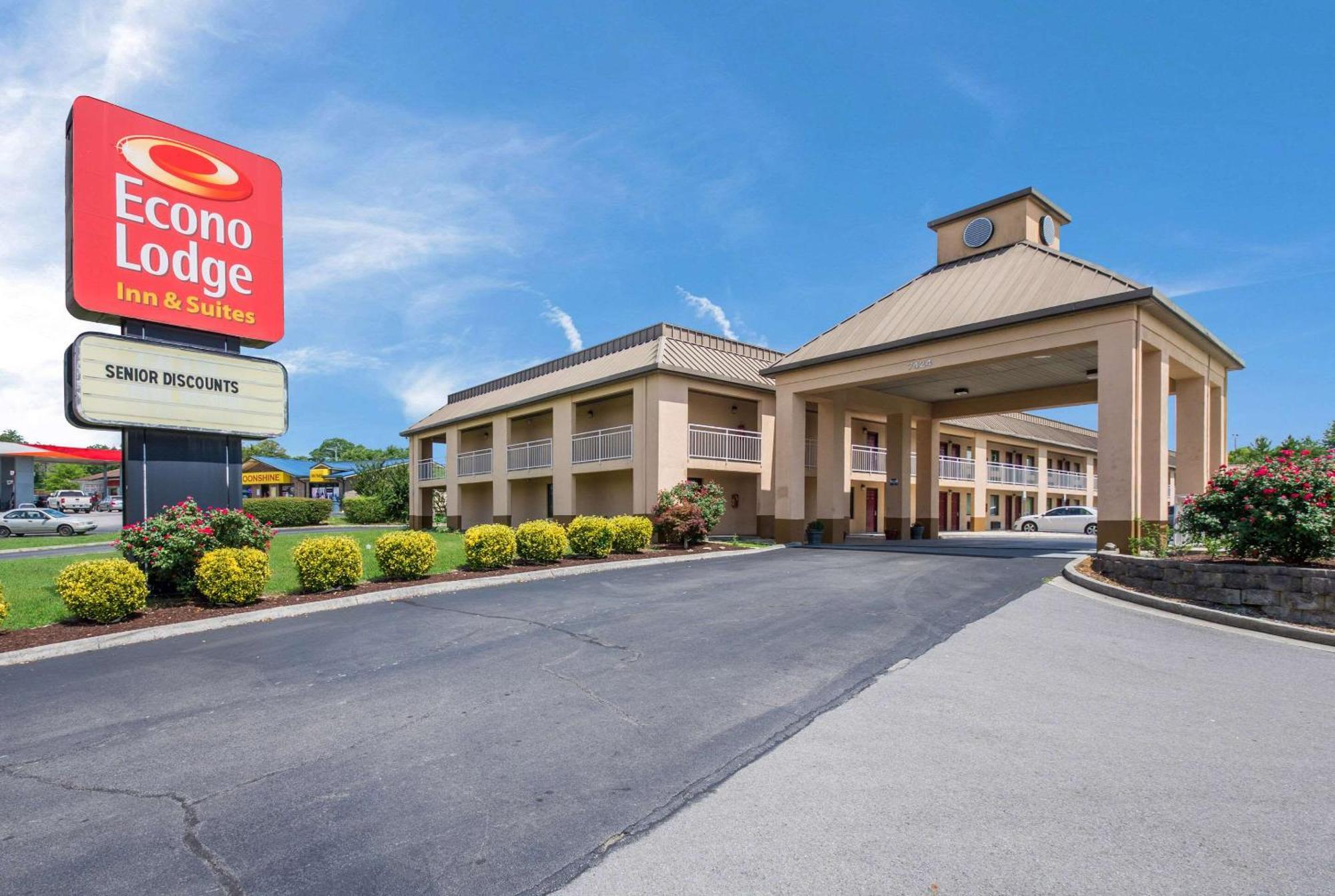 Econo Lodge Inn & Suites East Knoxville Bagian luar foto